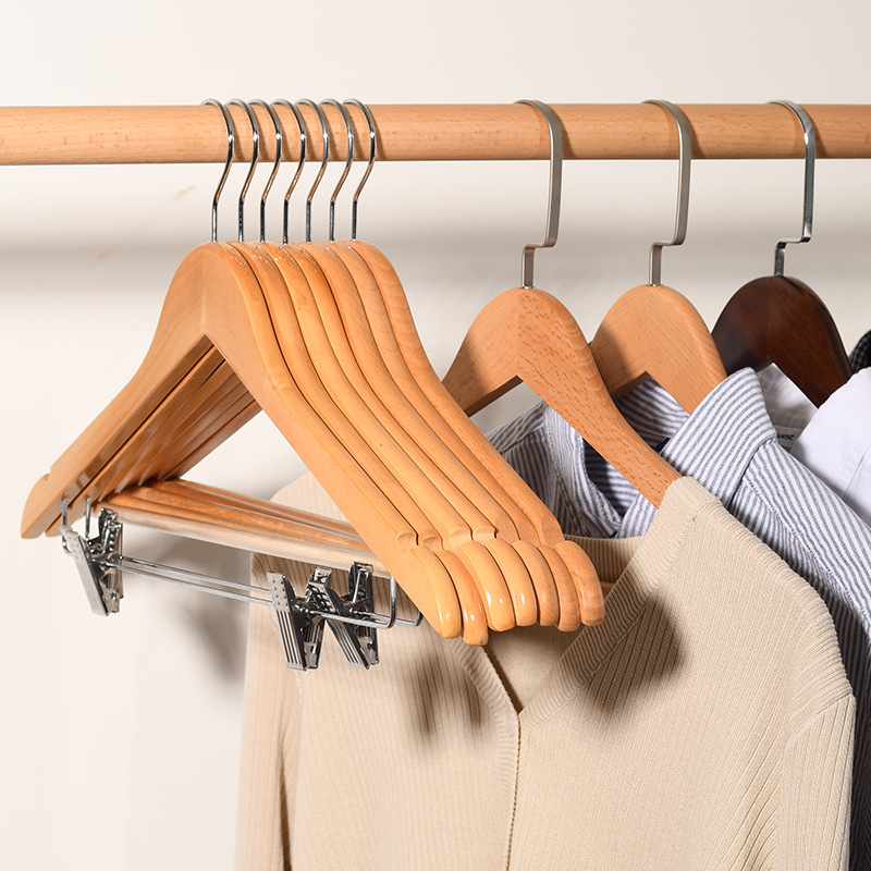 360° Swivel Hook and Notches Wooden Clothes Hanger (3)