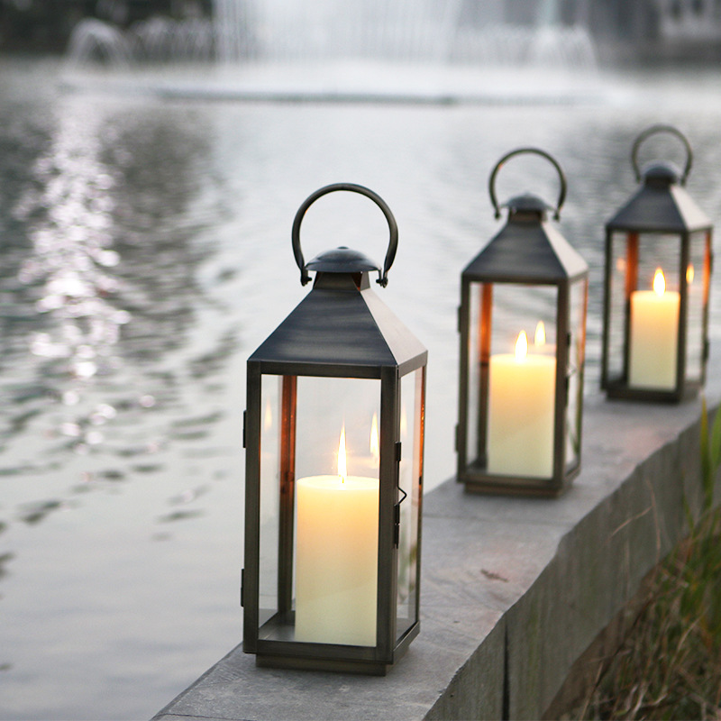 Metallic Wrought Aromatherapy Candle Holder Decoration Gift (2)