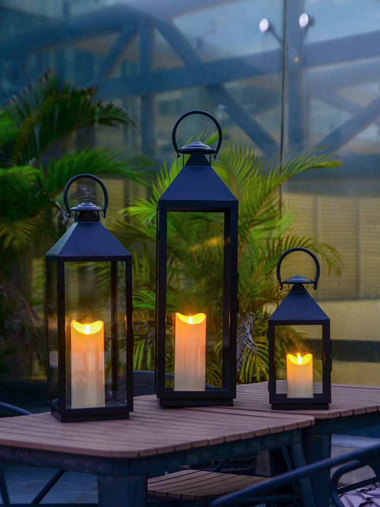 Metallic Wrought Aromatherapy Candle Holder Decoration Gift