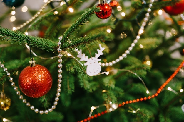 close up christmas tree 1048944 29658572