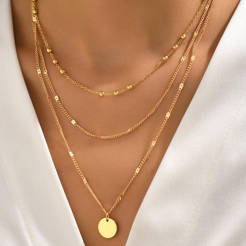 Women's three layer disc pendant necklace