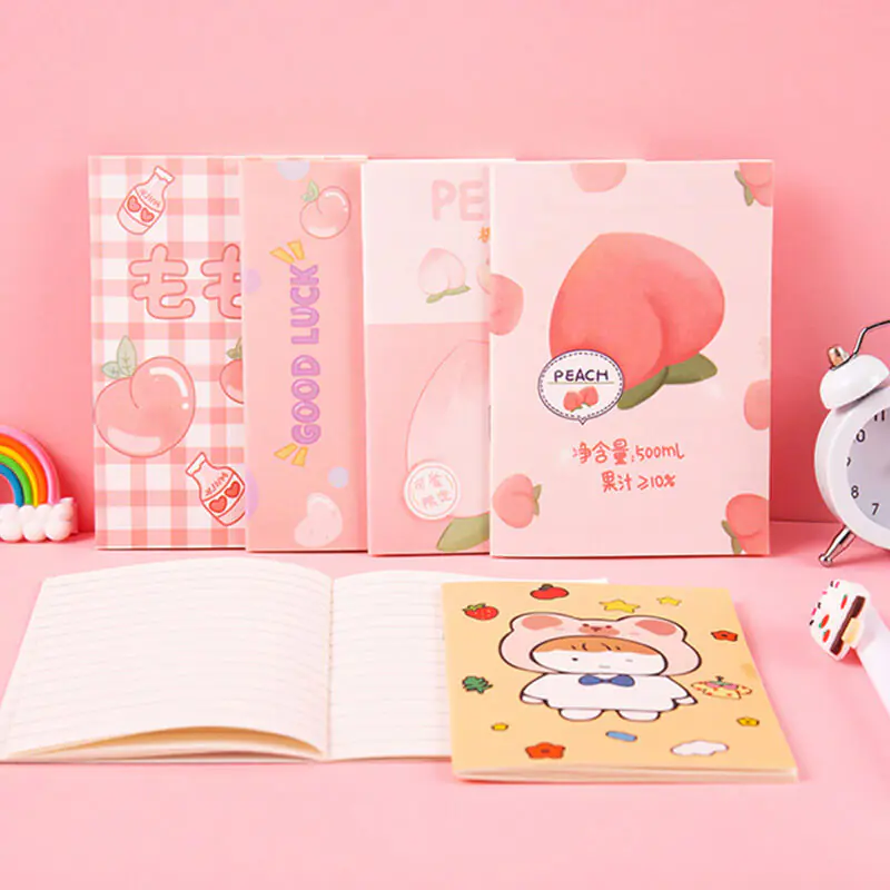 Libreta pequeña con dibujos animados (3)