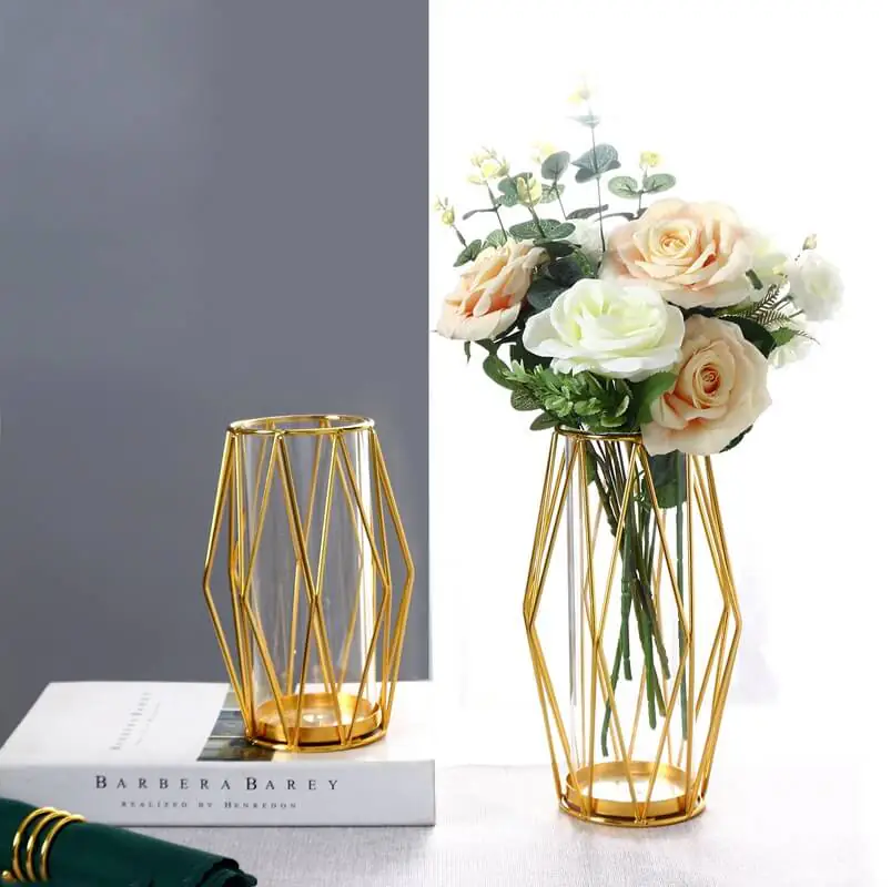 Gold wrought iron hydroponic vase1