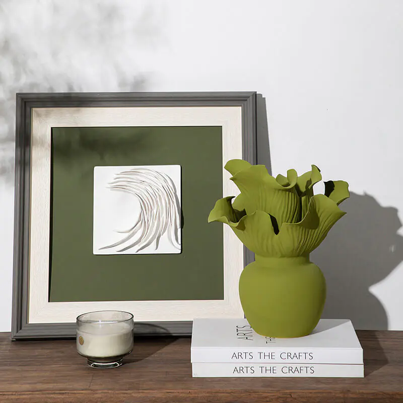 Hand made ceramic vase2