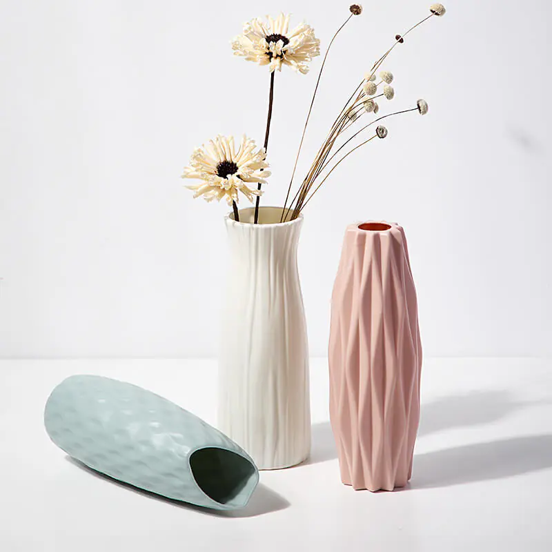 Plastic vase living room can withstand2