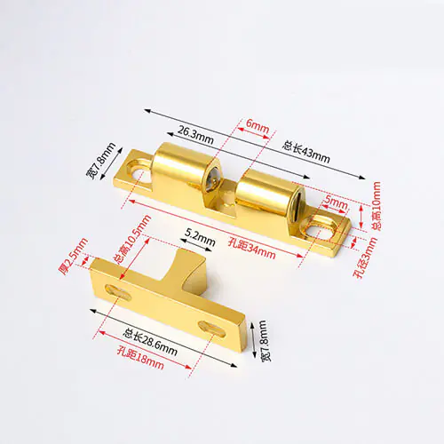 cabinet door touched bead (3) cabinet door touched bead (3)